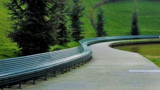 Immagine della panchina al Portello
