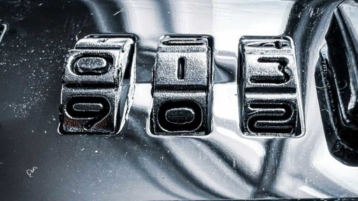 StrongPhrase, un sito per creare password, PIN e identità casuali